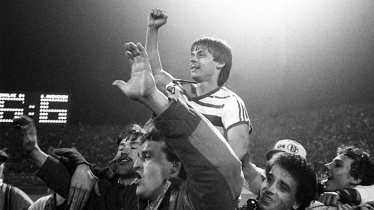 Schalker Held: Olaf Thon am 2. Mai 1984.