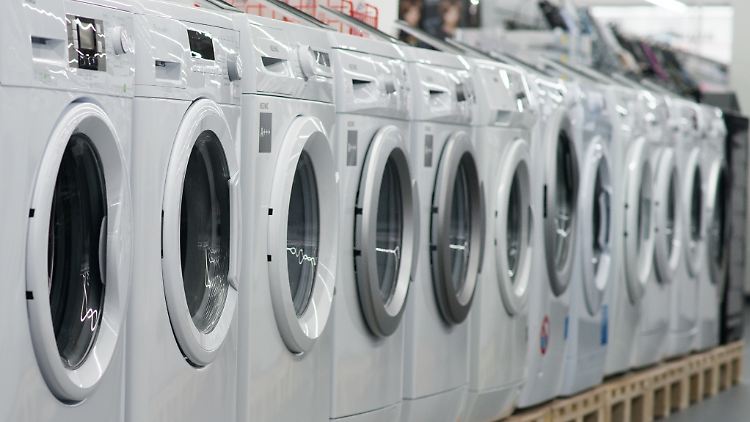 Die Tester merken kritisch an, dass bei  niedrigen Temperaturen manche Keime den Waschgang überleben.