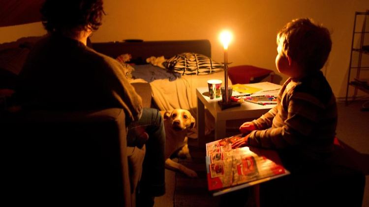 Experten raten bei einem Stromausfall vor allem: Ruhe bewahren!