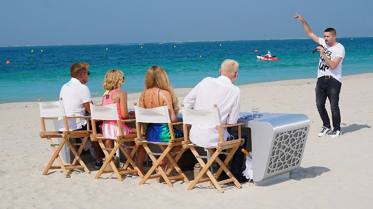 Überraschung! Menderes kommt zum DSDS-Recall in Dubai.