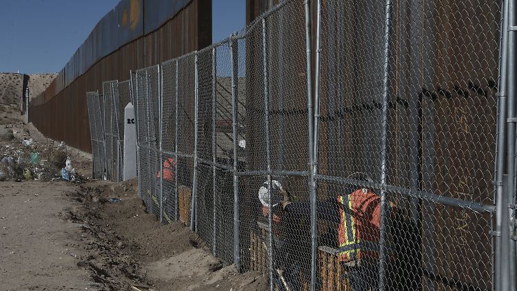 Durch den Grenzwall sollen die illegale Einwanderung und der Drogenhandel eingedämmt werden.
