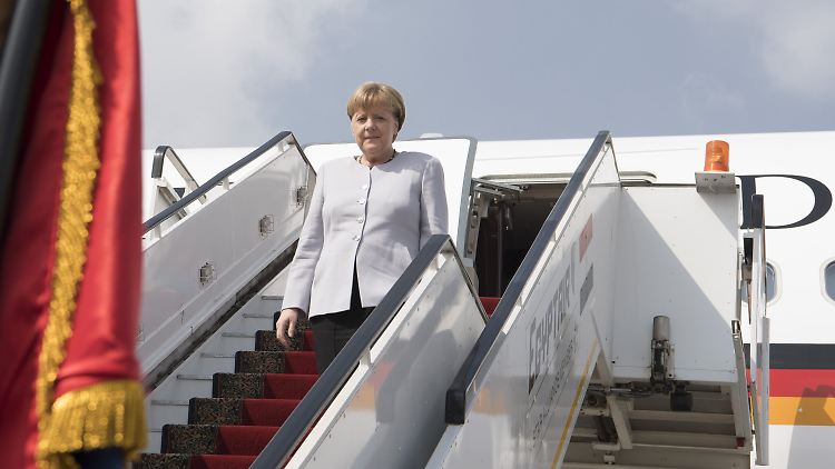 Angela Merkel bei ihrer Ankunft in Kairo: Nach Libyen konnte die Kanzlerin derzeit nicht reisen.