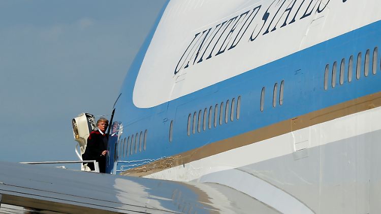 Woher bezieht der US-Präsident seine Informationen? Donald Trump verbrachte sein Wochenende weitab von Washington in Palm Beach, Florida.