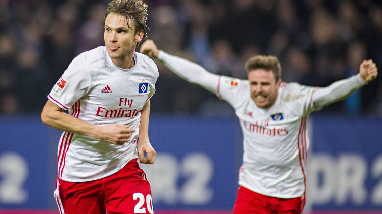 Albin Ekdal erzielt sein erstes Tor für den HSV.