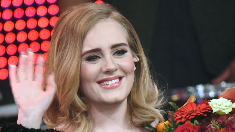 Weg vom Markt: Sängerin Adele ist mit Simon Konecki verheiratet.