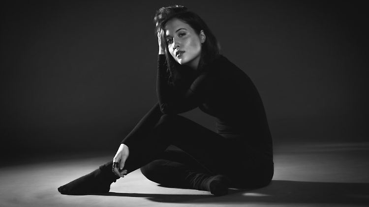 Trinkt auf ihren Erfolg schon mal eine Tasse Tee: Alice Merton.