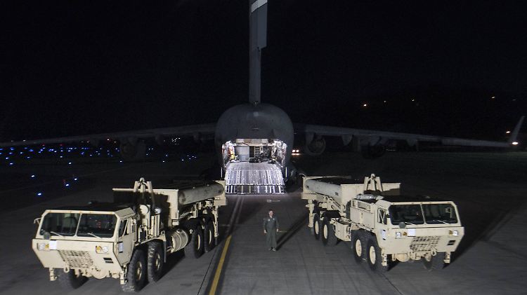 Die USA beginnen mit der Stationierung ihres Raketenabwehrsystems THAAD in Südkorea.