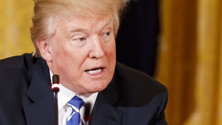 Trump sagte stets, er habe den russischen Botschafter nie getroffen - doch das ist nicht ganz richtig.