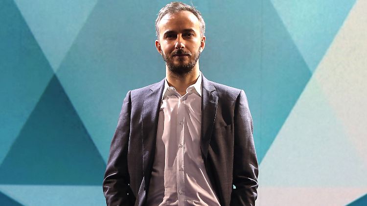 An ihm kommt derzeit anscheinend keiner vorbei: Jan Böhmermann.