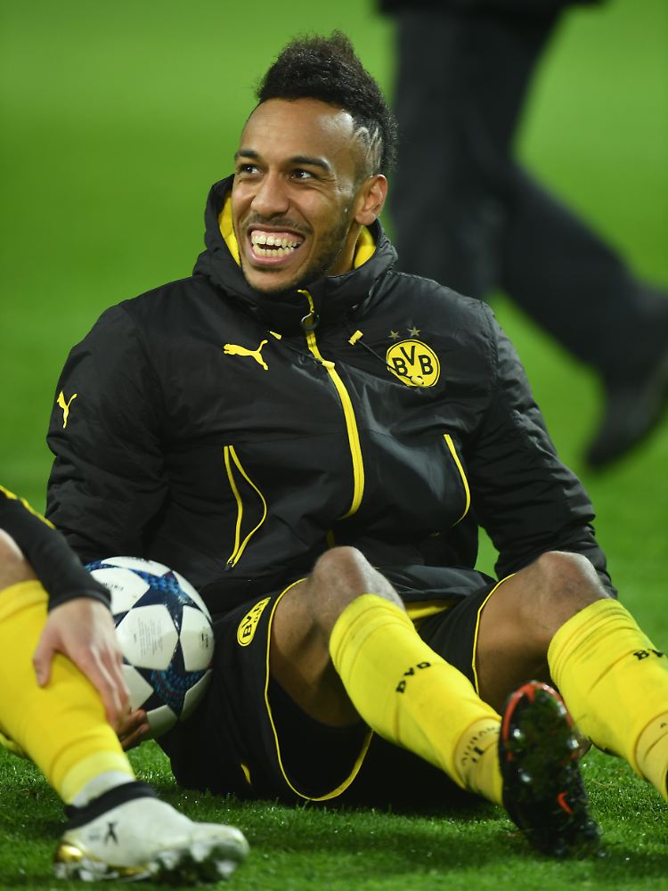 Pierre-Emerick Aubameyang hat nach überstandener Krise wieder gut lachen.