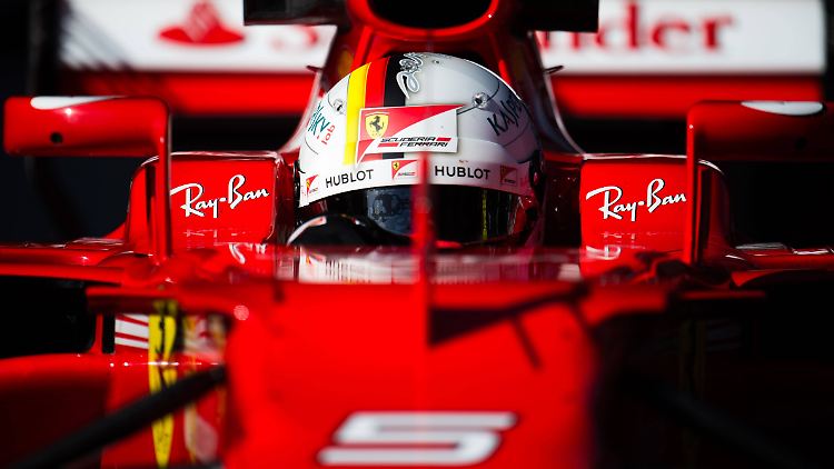 Beeindrucken die Konkurrenz: Sebastian Vettel und sein Ferrari-Team.