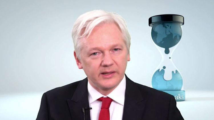 Assange, der weiterhin in der Botschaft Ecuadors in London festsitzt, äußerte sich über Video.