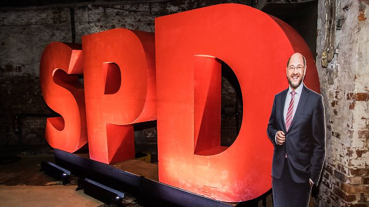 Martin Schulz möchte als Bundeskanzler kein Pappaufsteller, sondern ein Mann mit Haltung sein.