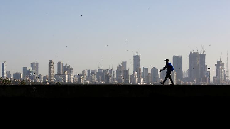 Wachstumsmarkt Indien: Die Skyline der Zwölf-Millionen-Metropole Mumbai.