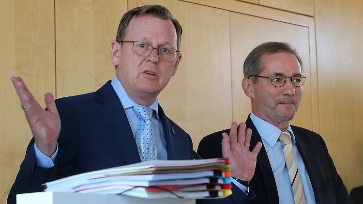 Bodo Ramelow und Matthias Platzeck erklären das Schlichtungsergebnis.