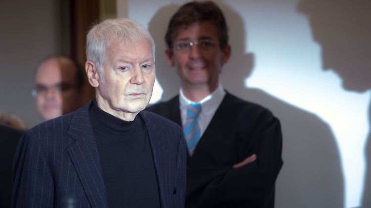 Anton Schlecker kann sich angeblich nicht an Liquiditätsprobleme erinnern.