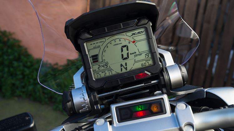 Vor allem bei der Ausstattung hat Honda der X-ADV einige Beigaben gemacht, die abseits des Standards sind.