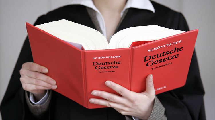 Nur wenn ein Anwalt seine Pflichten vernachlässigt, muss er auf sein Honorar verzichten. 