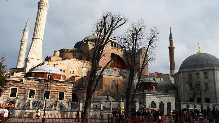 Hagia Sophia in Istanbul: Drei Viertel der befragten Reisebüros verkaufen derzeit keine Türkei-Reisen aktiv, sondern nur noch auf Nachfrage.