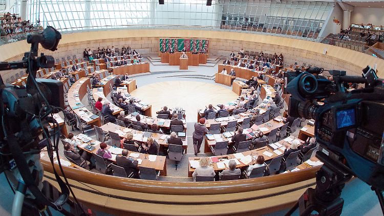 Im Düsseldorfer Landtag wäre eine Zwei-Drittel-Mehrheit erforderlich gewesen.