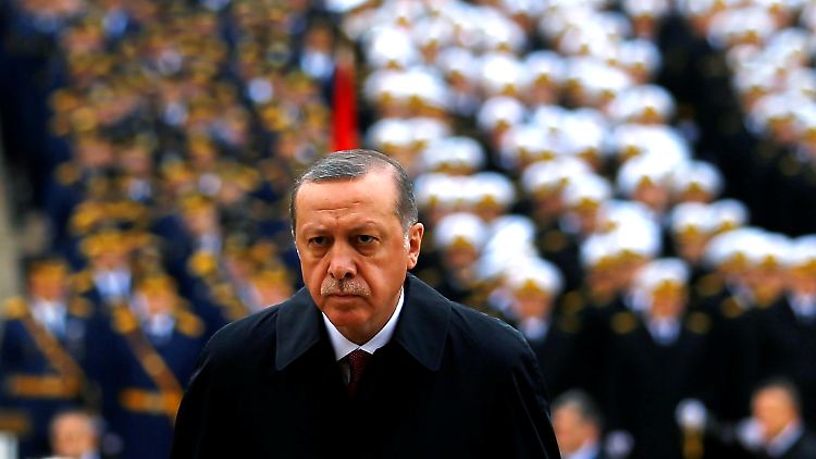 Wie weiter? Die Kanzlerin setzt im Konflikt mit Präsident Erdogan nicht mehr nur auf Deeskalation.