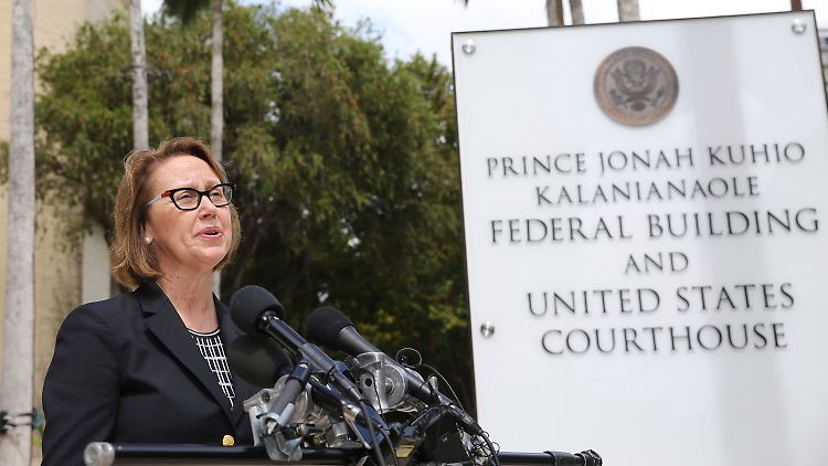 Die Justizministerin des US-Bundesstaates Oregon, Ellen Rosenblum, nach der Entscheidung des Gerichts auf Hawaii.