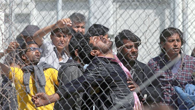 Flüchtlinge im Auffanglager auf der griechischen Insel Lesbos.