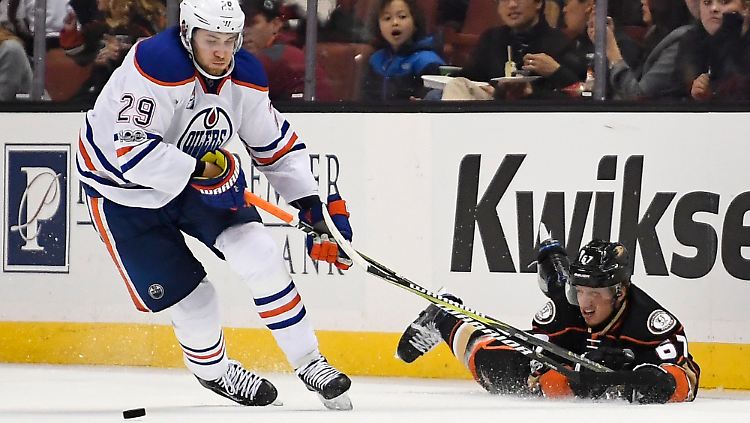 Leon Draisaitl hat einen neuen deutschen Scorer-Rekord in der NHL aufgestellt.