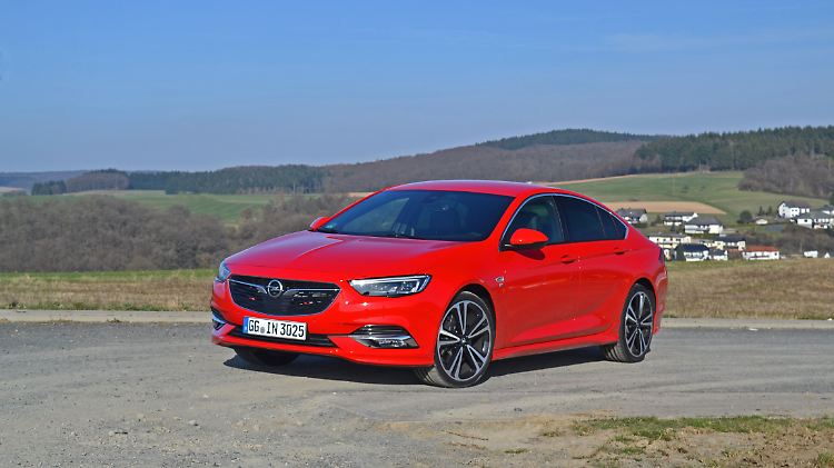 Der neue Opel Insignia sieht schnittig aus. Besonders dann, wenn er mit dem OPC-Paket aufgewertet wurde.