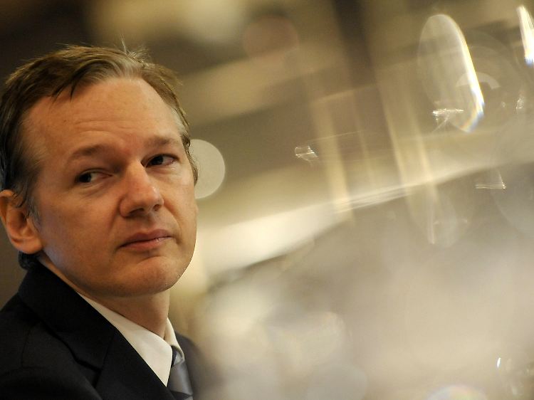 Julian Assange.