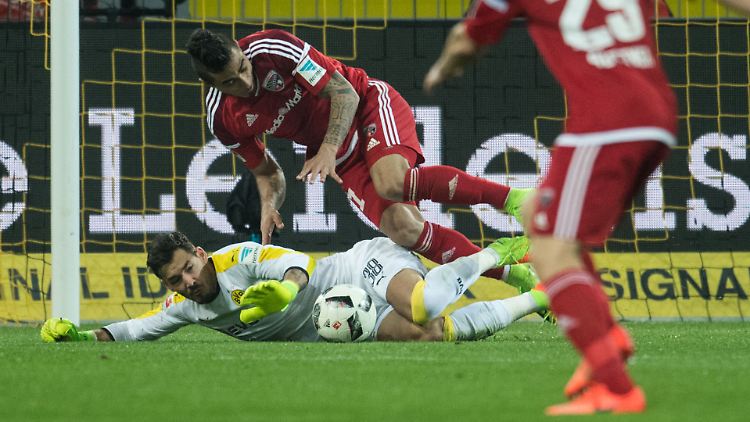 Torwart Roman Bürki: Dortmunds Punkteversicherung an diesem Abend.