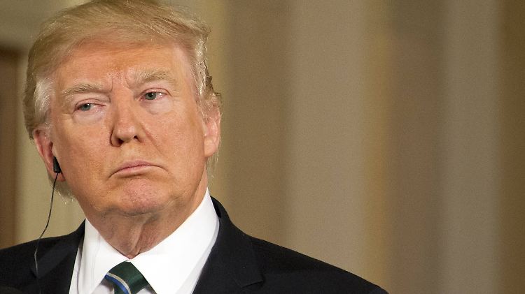 Trump bei seinem Treffen mit Merkel im Weißen Haus.
