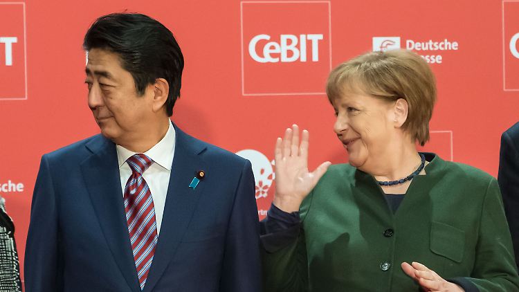 Gute Freunde, die gerne ein Freihandelsabkommen hätten: der japanische Premier Shinzo Abe und Kanzlerin Angela Merkel.