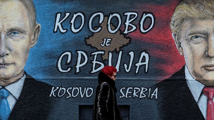 Ein neuer Brennpunkt der Weltpolitik? "Kosovo ist Serbien" heißt es auf diesem Wandgemälde in Belgrad.