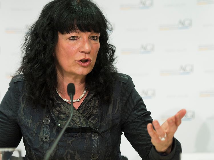 Karin Böllert ist Vorsitzende der Arbeitsgemeinschaft für Kinder- und Jugendhilfe (AGJ).