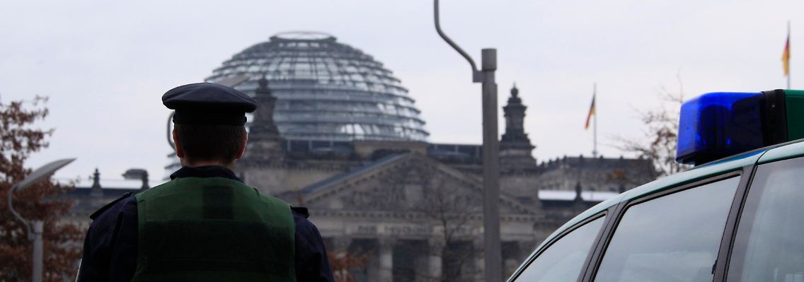 Sicherheitskontrollen und Polizeipräsenz werden bundesweit verschärft – nicht nur am Berliner Reichstag.