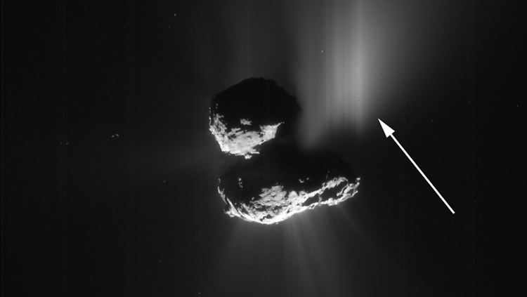 Rosetta machte während des Erdrutschs Bilder, die sie zur Erde sandte. Zu sehen ist, wie Tschuri Staub ins All schleudert.