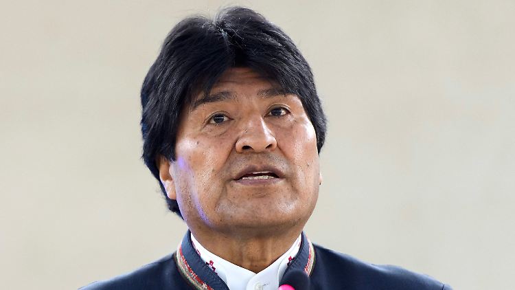 "Die Rechte, der Imperialismus und der Kapitalismus sind kein Gewinn für künftige Generationen", sagt Morales.