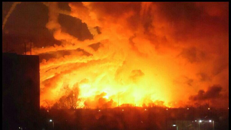 138.000 Tonnen Munition befinden sich laut Militär in dem Lager. 