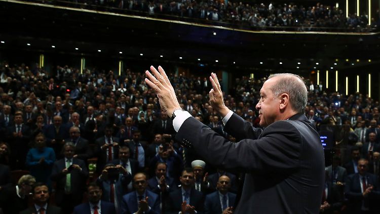 Erdogan macht Wahlkampf für eine Verfassungsänderung, die ihm mehr Macht geben würde.