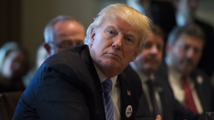 Scheitert die Reform der Reform am Ende am Widerstand aus den eigenen Reihen? Donald Trump schaltet jedenfalls schon mal auf bockig.