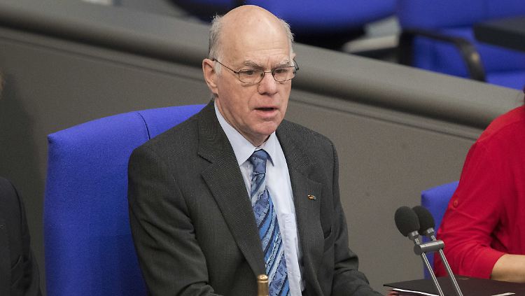 Lammert geht es bei seinem Vorschlag offiziell um Erfahrung in der Parlamentsarbeit.