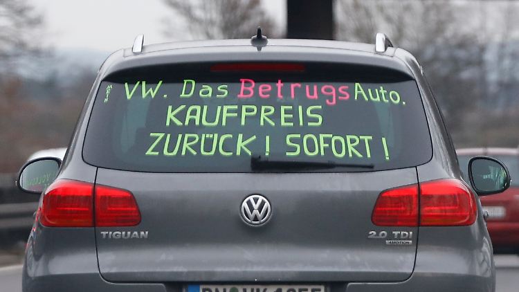 Die Deutsche Umwelthilfe kritisiert, dass viele Halter von Diesel-Pkws von der Bundesregierung alleine gelassen werden.