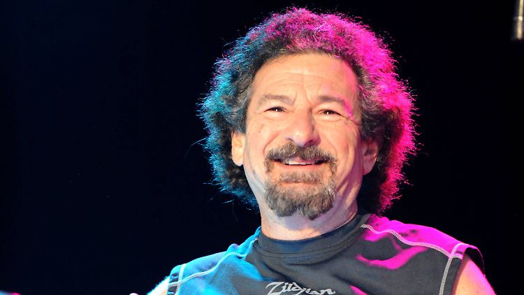Sib Hashian wurde 67 Jahre alt.