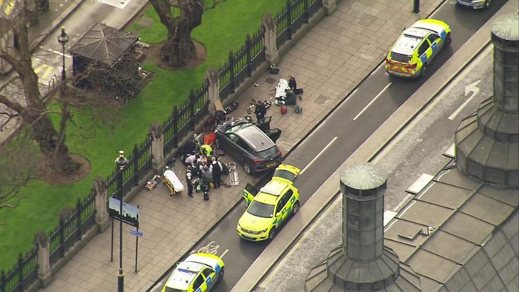 Der Londoner Attentäter konvertierte zum Islam, galt als gefährlich. Doch hatte er auch Kontakt zum IS?