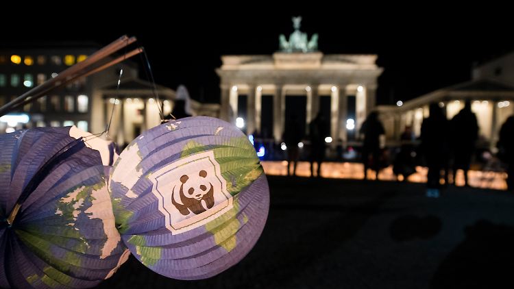 Ab 20.30 Uhr für eine Stunde unbeleuchtet: das Brandenburger Tor in Berlin.