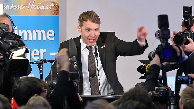 André Poggenburg (hier bei der Landtagswahl am 13. März) steht für einen stramm rechten Kurs der AfD.