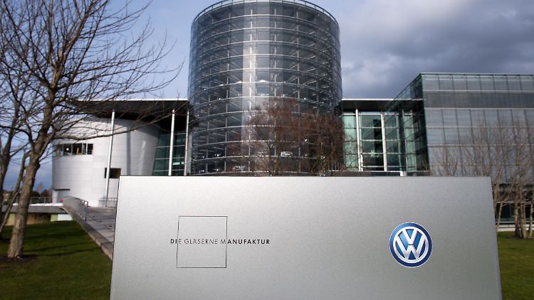 Die Gläserne Manufaktur in Dresden. Hundertprozentige Transparenz gibt es nicht. Einen Abschlussbericht der US-Kanzlei zur Diesel-Affäre für die Öffentlichkeit wird es wohl nicht geben.