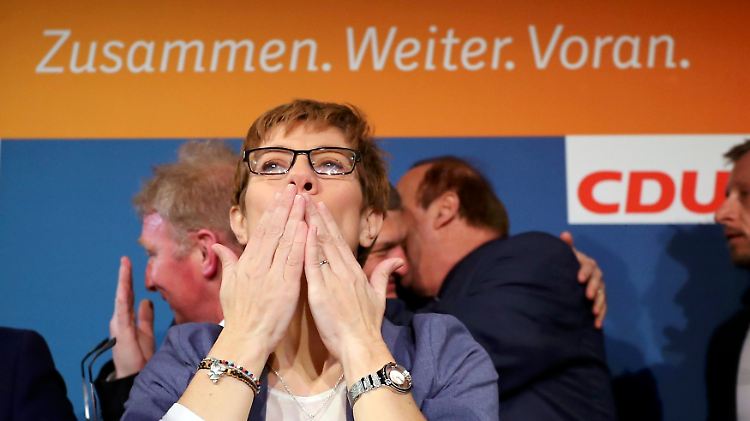 Annegret Kramp-Karrenbauer bleibt Ministerpräsidentin im Saarland.