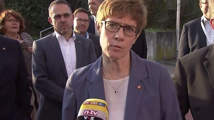 kramkarrenbauer.JPG